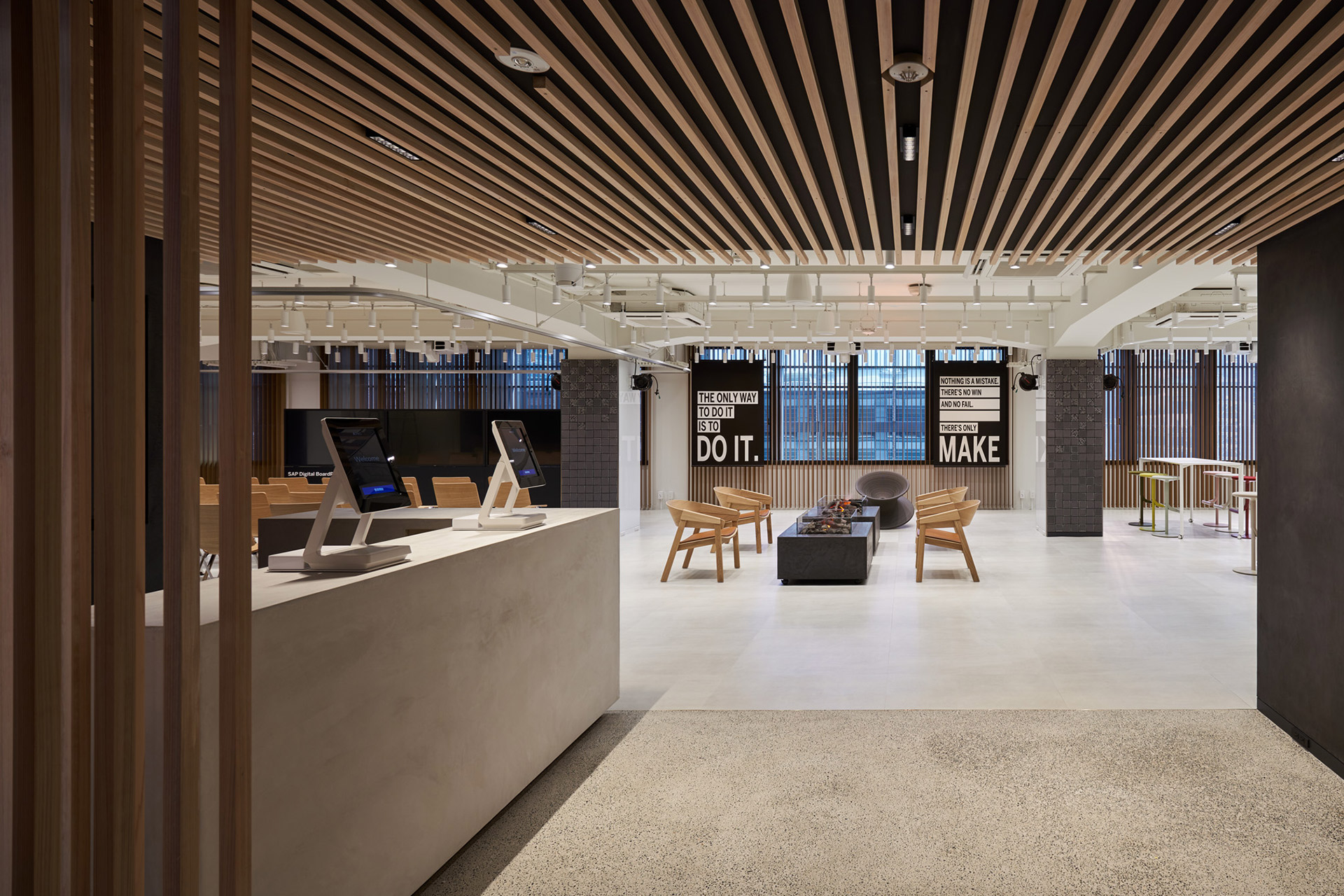 SAP Leonardo Center Tokyo 大手町ビル